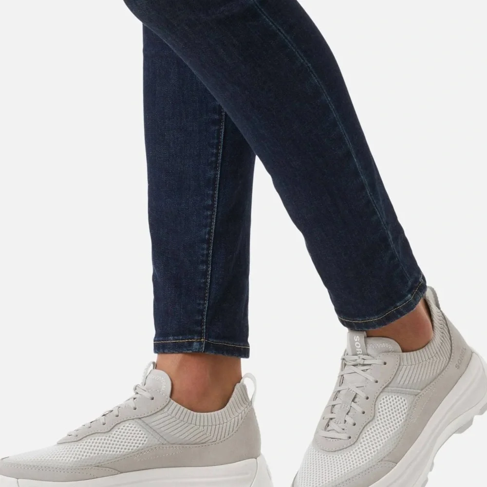 Sorel Women's ONA 503 Knit Sneakers size 8 (New in Box) - Picture 3 of 16